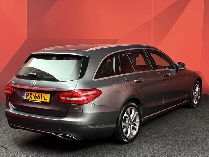 Mercedes-Benz C-Class 2018 photo 2