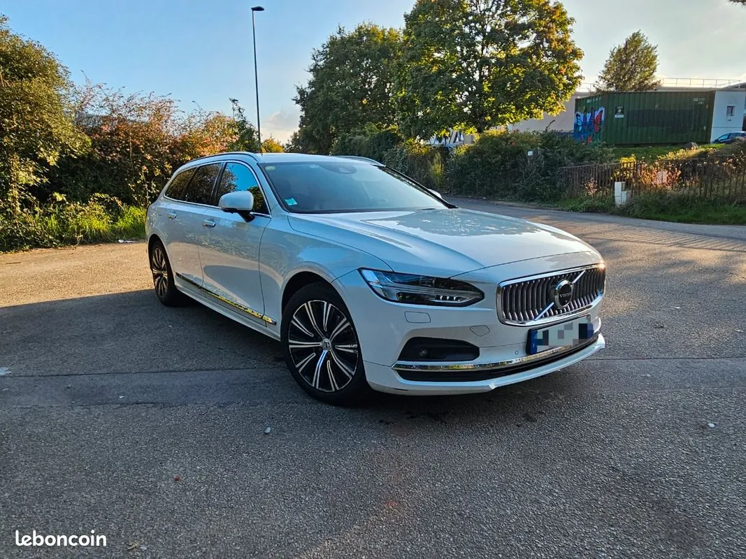 Volvo V90