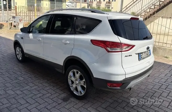 Ford Kuga 2015 photo 4