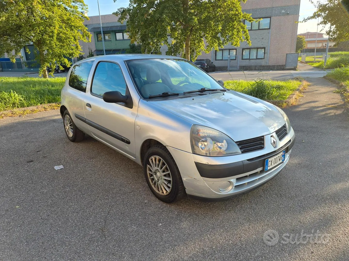 Renault Clio 2005 photo 3
