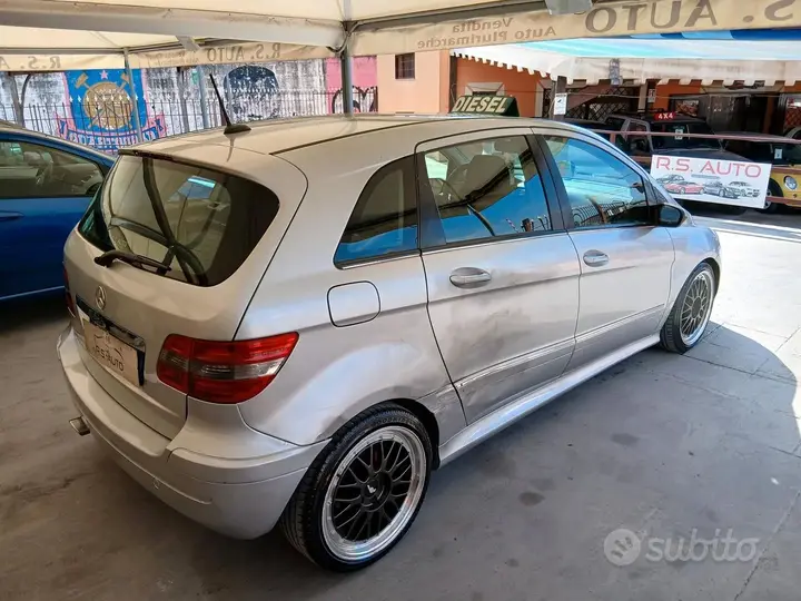 Mercedes-Benz B 200 Cdi 2007 photo 2
