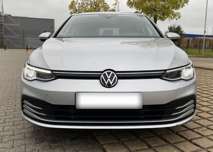 Volkswagen Golf 8
