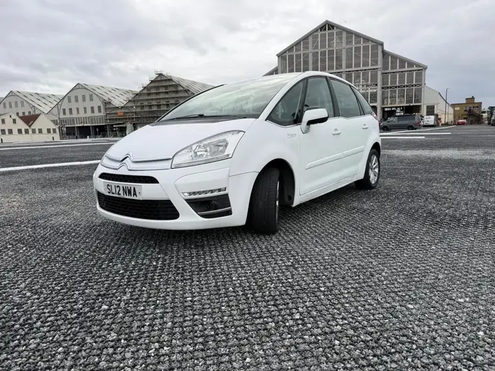 Citroen C4 Picasso 2012 photo 3