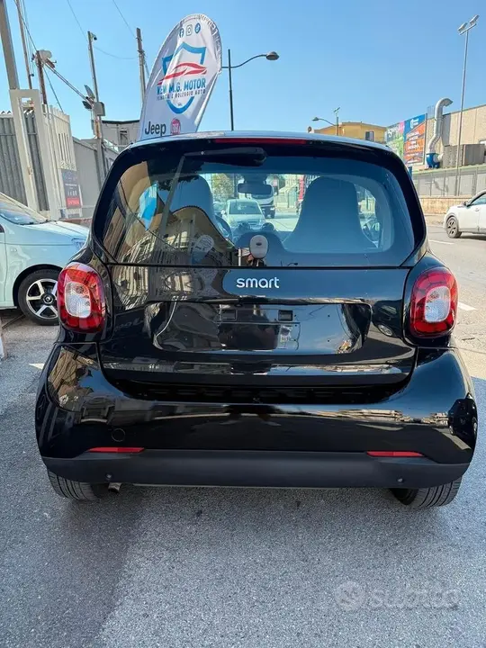 Smart Fortwo 2015 photo 3