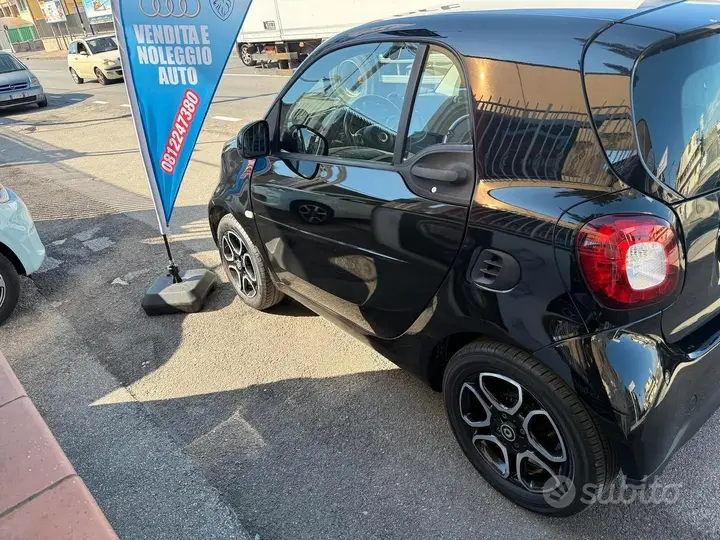Smart Fortwo 2015 photo 4