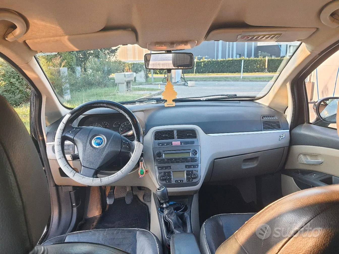 Fiat Grande Punto 2006 photo 5