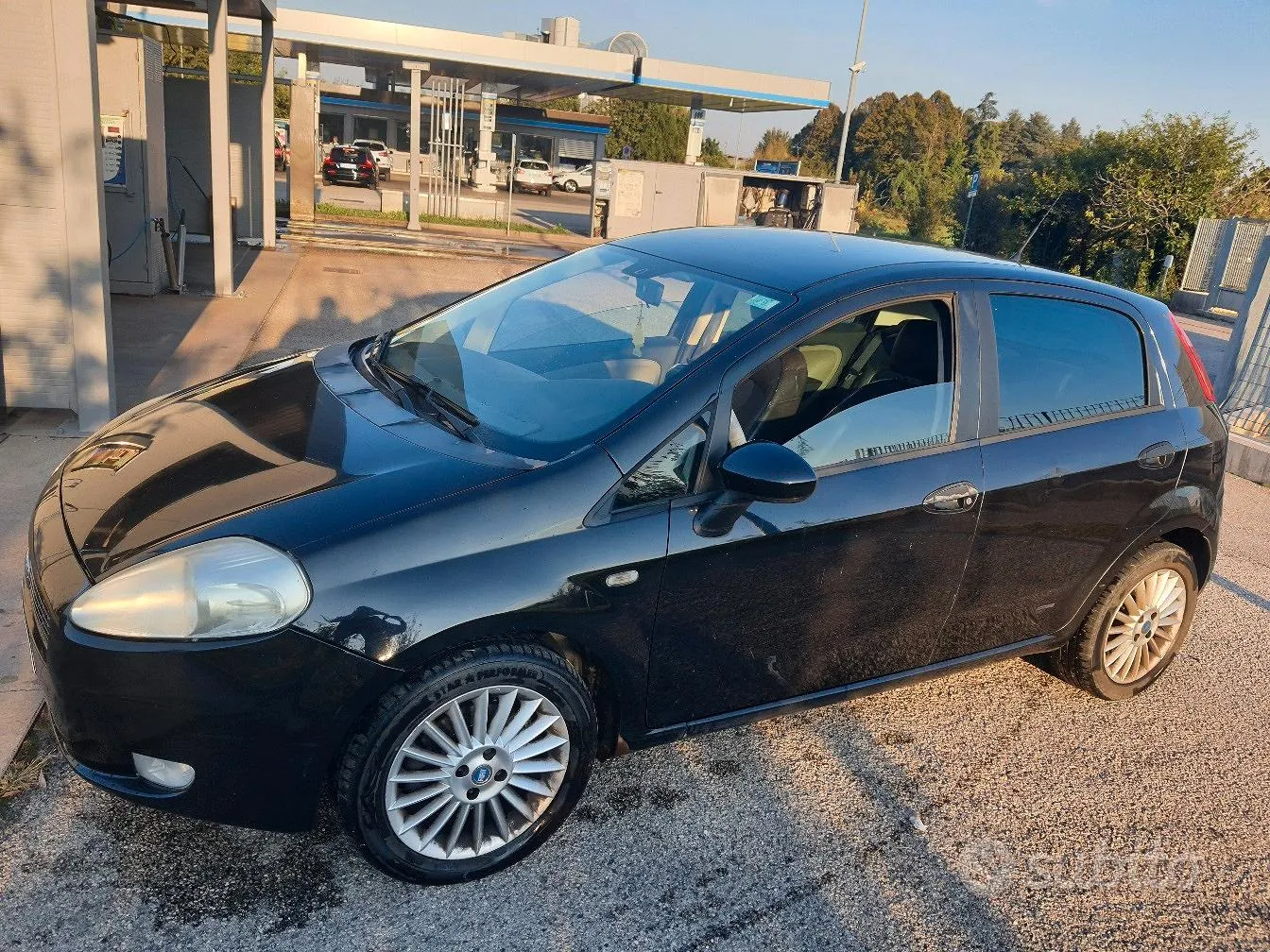 Fiat Grande Punto 2006 photo 4