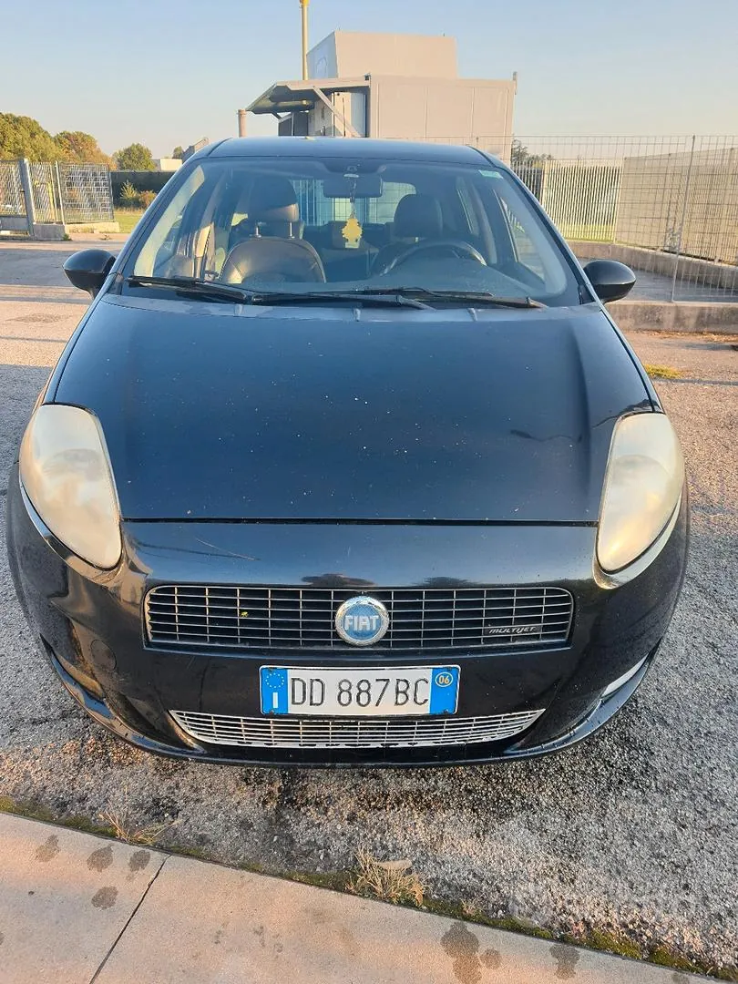 Fiat Grande Punto 2006 photo 3