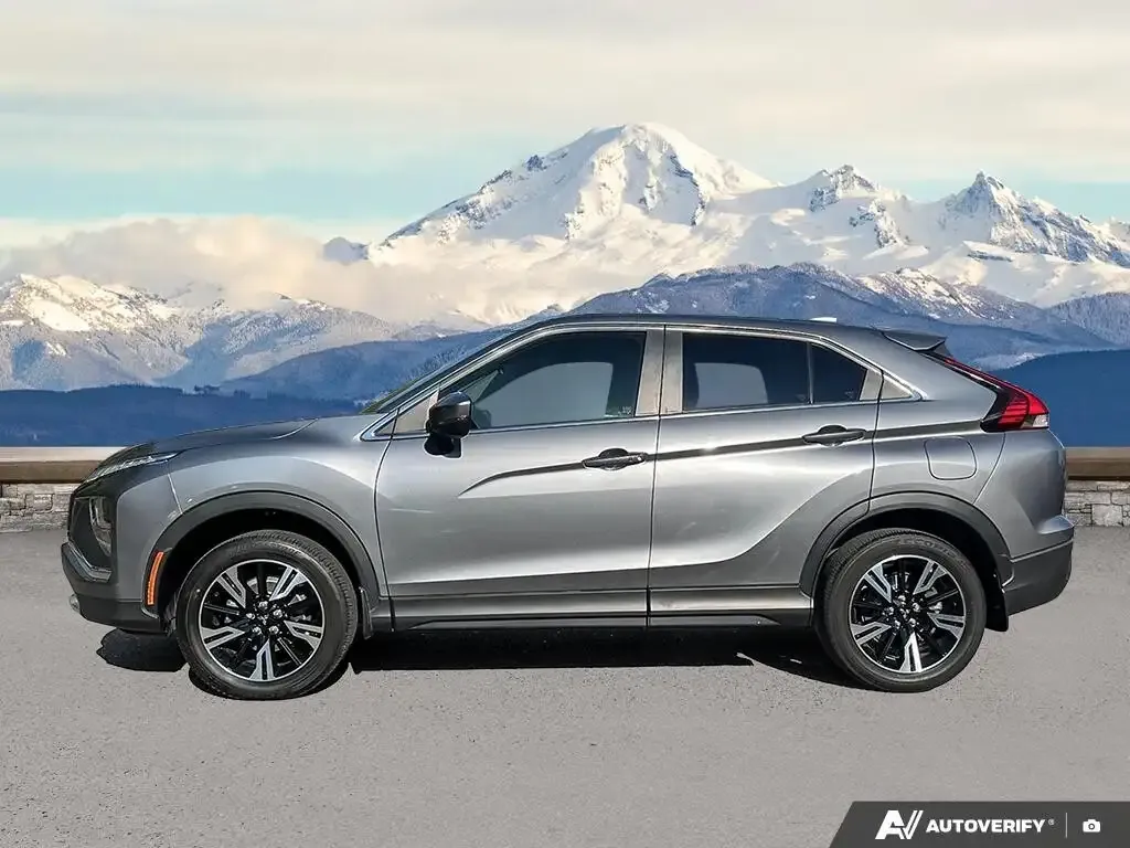 Mitsubishi Eclipse Cross 2023 photo 3
