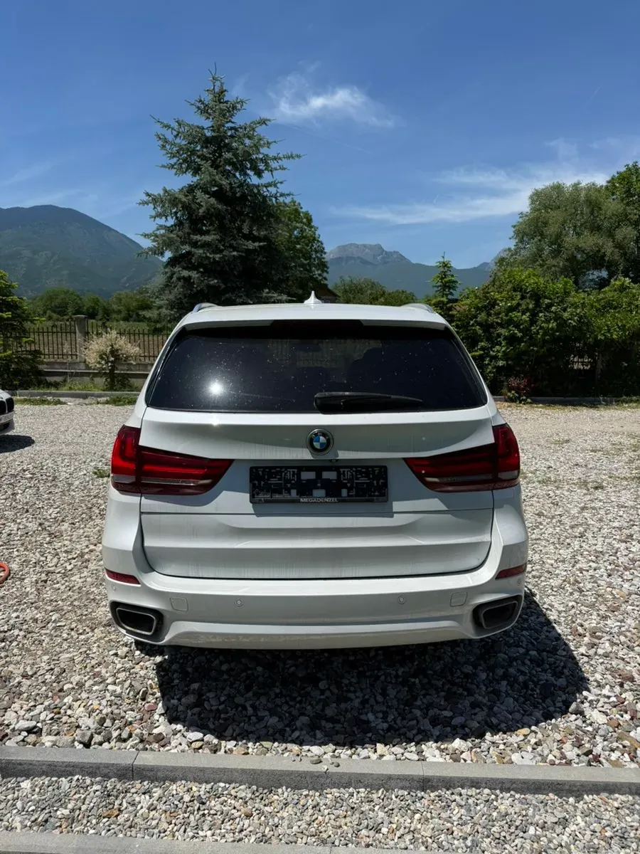 BMW X5 2016 photo 2