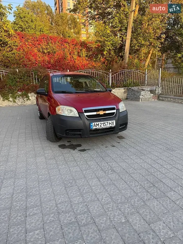 Chevrolet Aveo 2010 photo 2