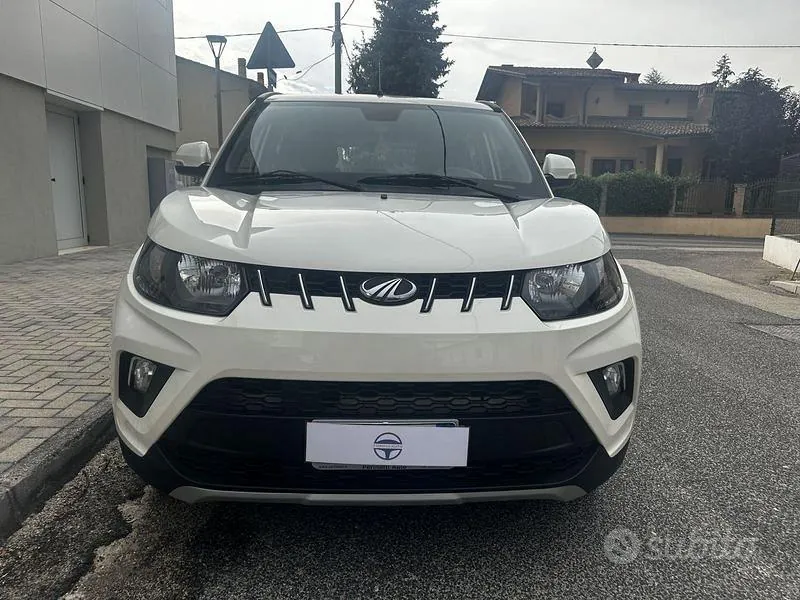 Mahindra Kuv100 Nxt 2023 photo 2