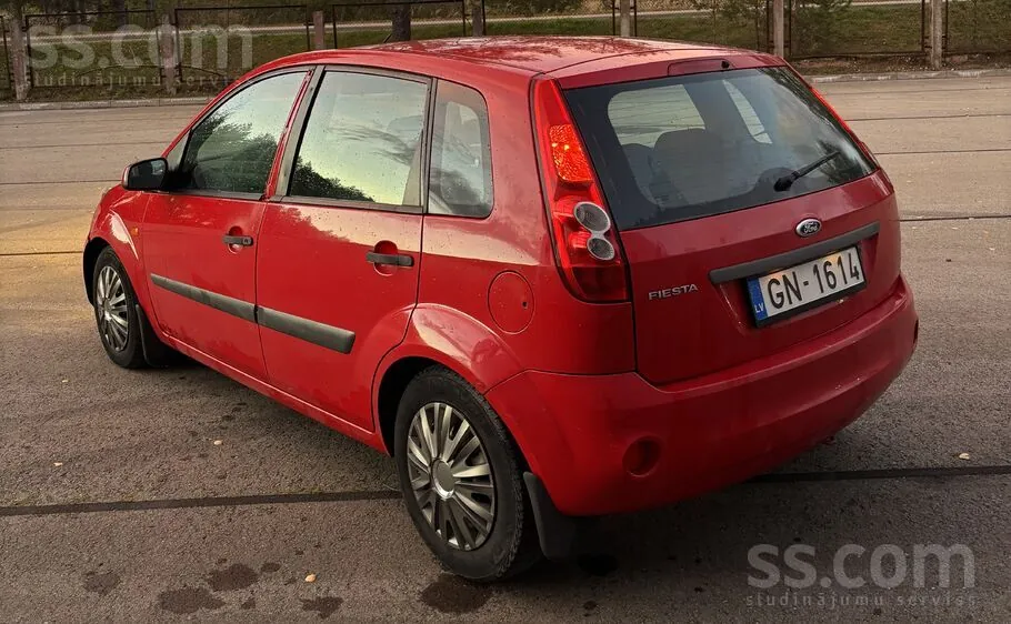 Ford Fiesta 2007 photo 3