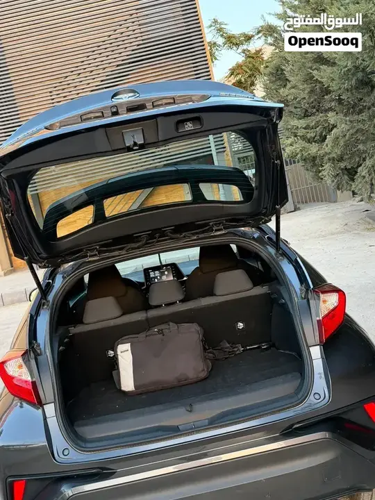 Toyota C-Hr 2022 photo 3