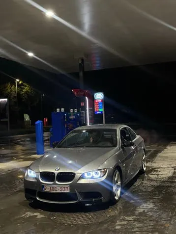 BMW E93 335I