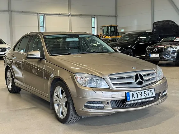 Mercedes-Benz C200 2011 photo 3