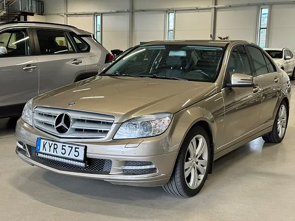 Mercedes-Benz C200