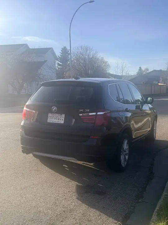 BMW X3 2011 photo 2