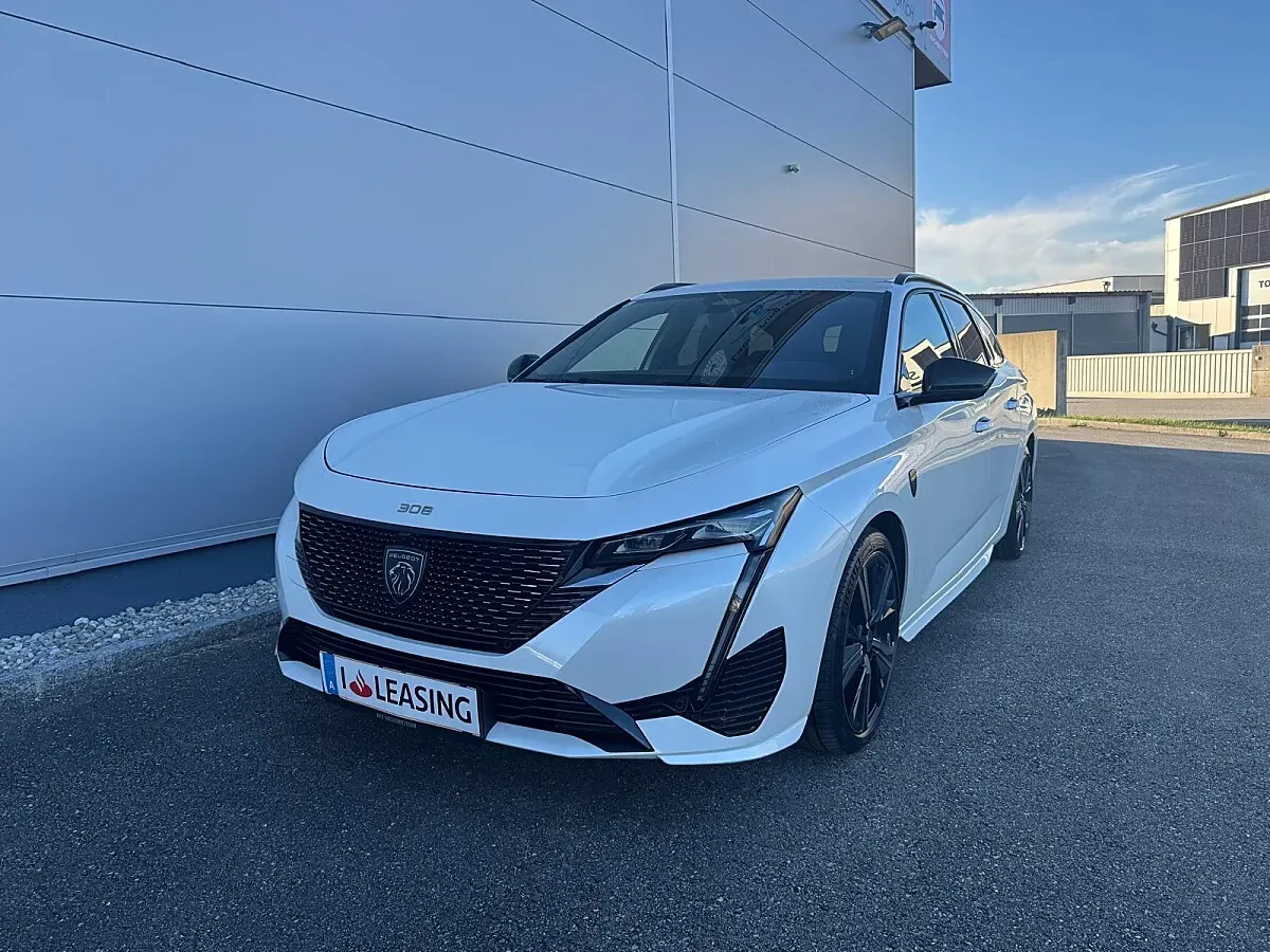 Peugeot 308 2022 photo 2