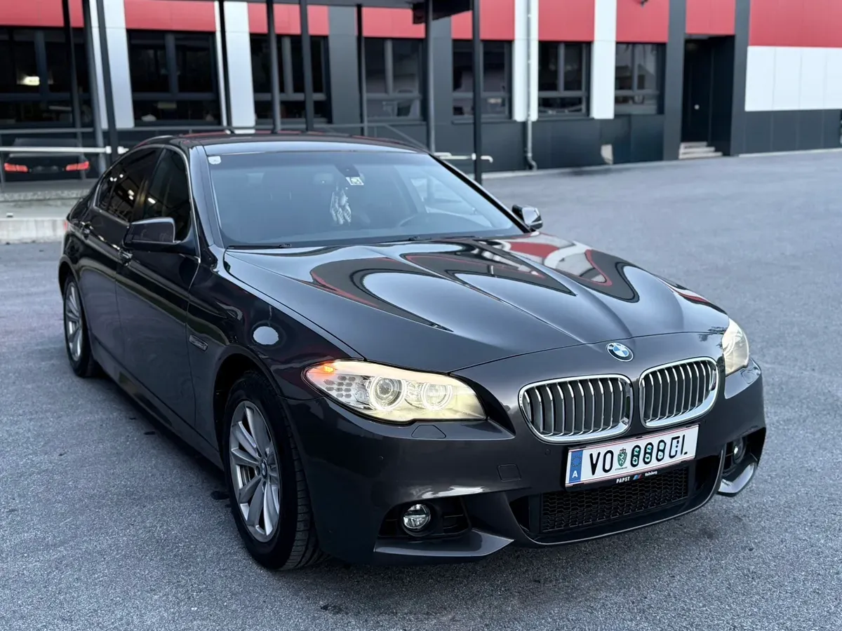 BMW 5 Series 2011 photo 3