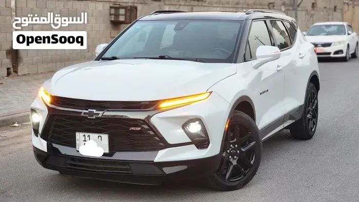 Chevrolet Blazer 2023 photo 2