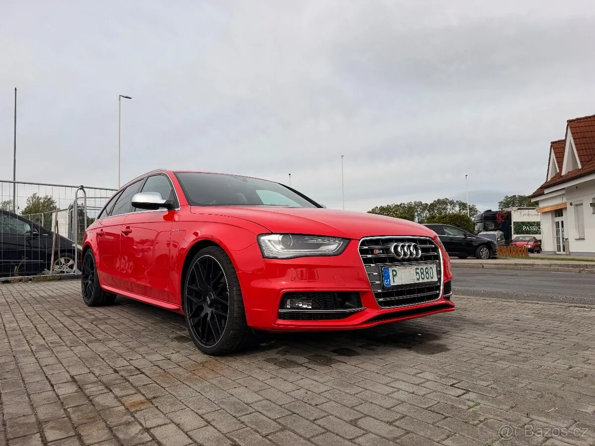 Audi S4