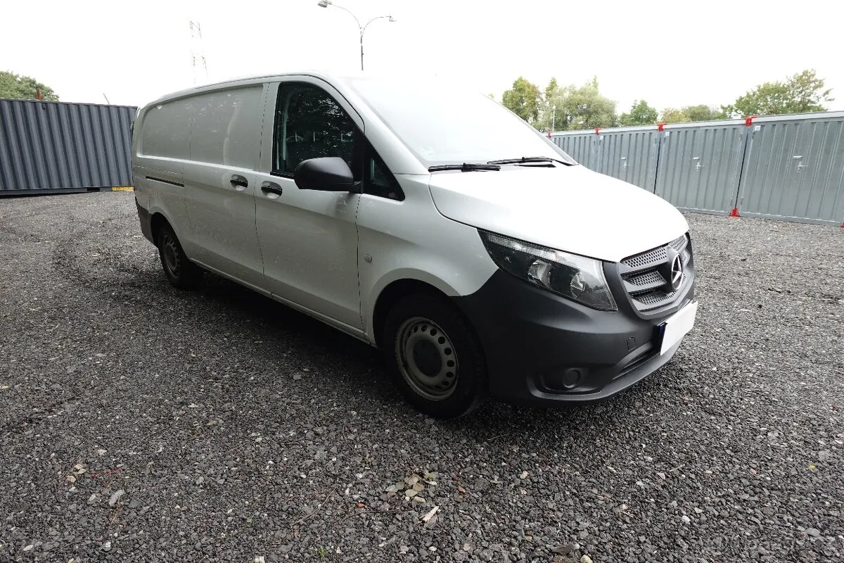Mercedes-Benz Vito 2023 photo 3