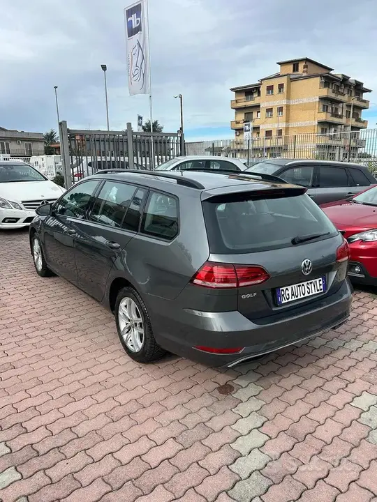Volkswagen Golf Variant 2018 photo 5