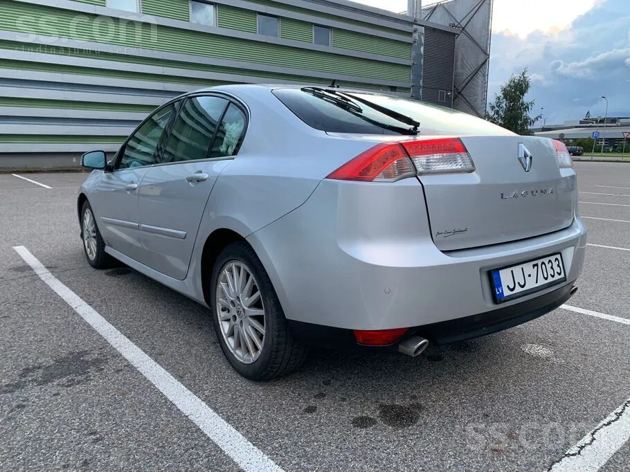 Renault Laguna 2007 photo 2