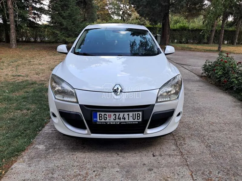 Renault Megane 2010 photo 5
