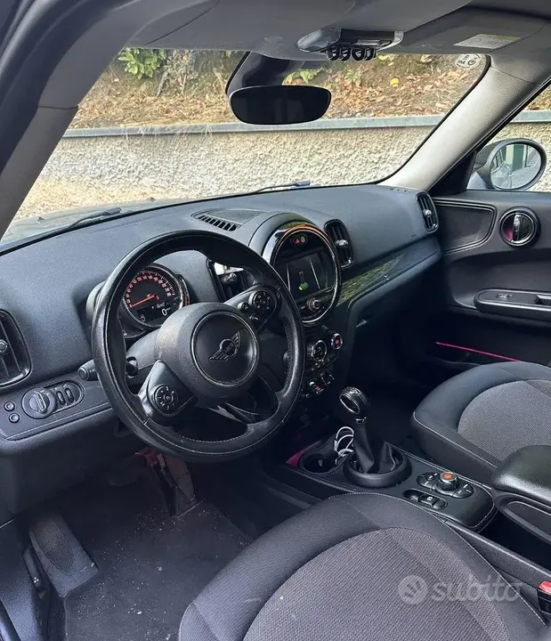 Mini Countryman 2019 photo 5