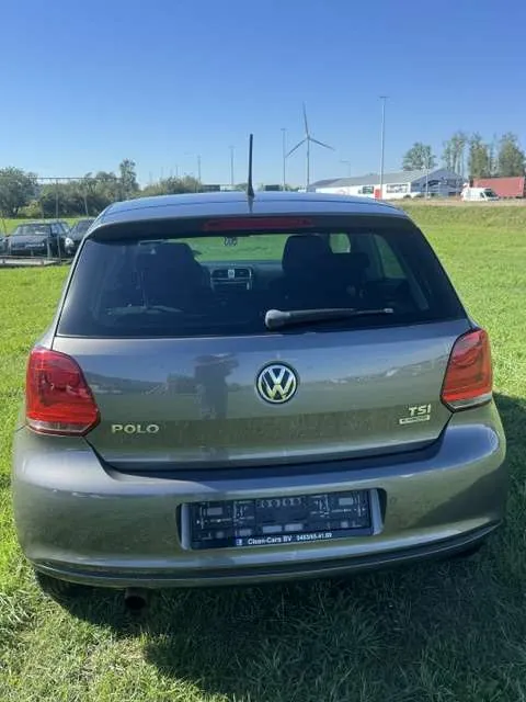 Volkswagen Polo 2012 photo 4