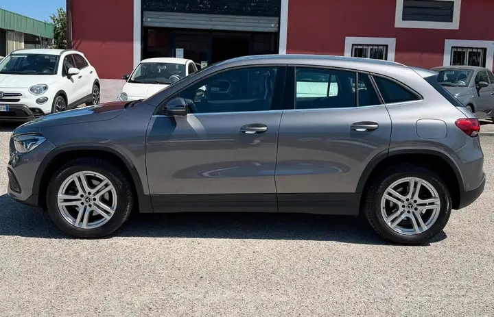 Mercedes-Benz Gla 2022 photo 3