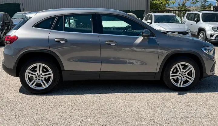 Mercedes-Benz Gla 2022 photo 4