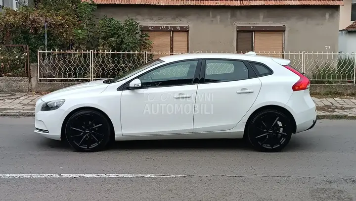 Volvo V40 2017 photo 5