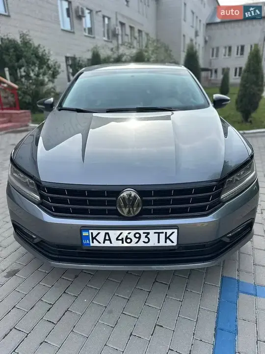 Volkswagen Passat