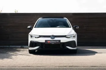 Volkswagen Golf 2024 photo 2