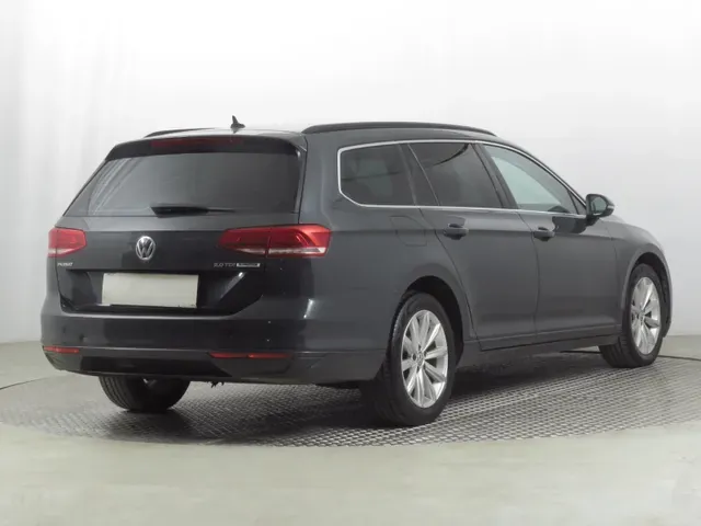 Volkswagen Passat Variant 2017 photo 4