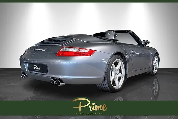 Porsche 911 Carrera S 2005 photo 5