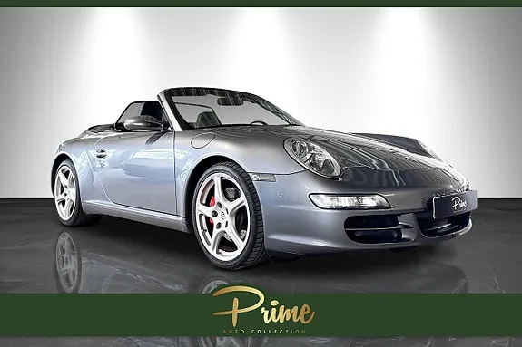 Porsche 911 Carrera S 2005 photo 2