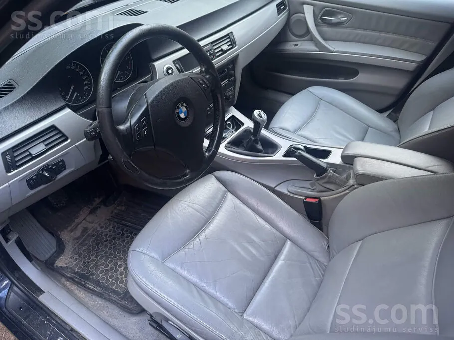 BMW 320 2006 photo 2