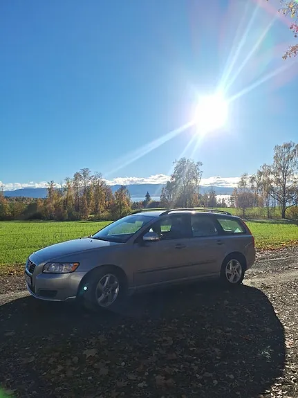 Volvo V50 2011 photo 5