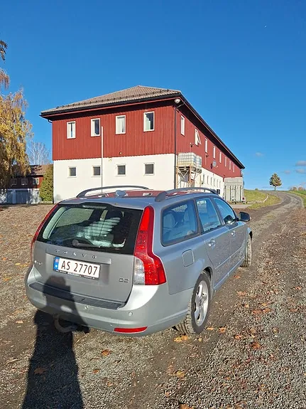 Volvo V50 2011 photo 4