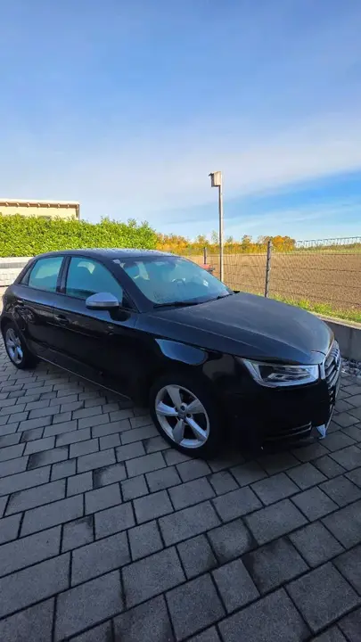 Audi A1 2016 photo 2