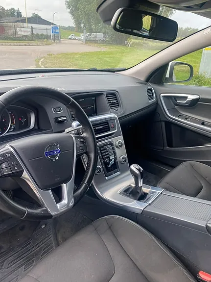 Volvo V60 2016 photo 4