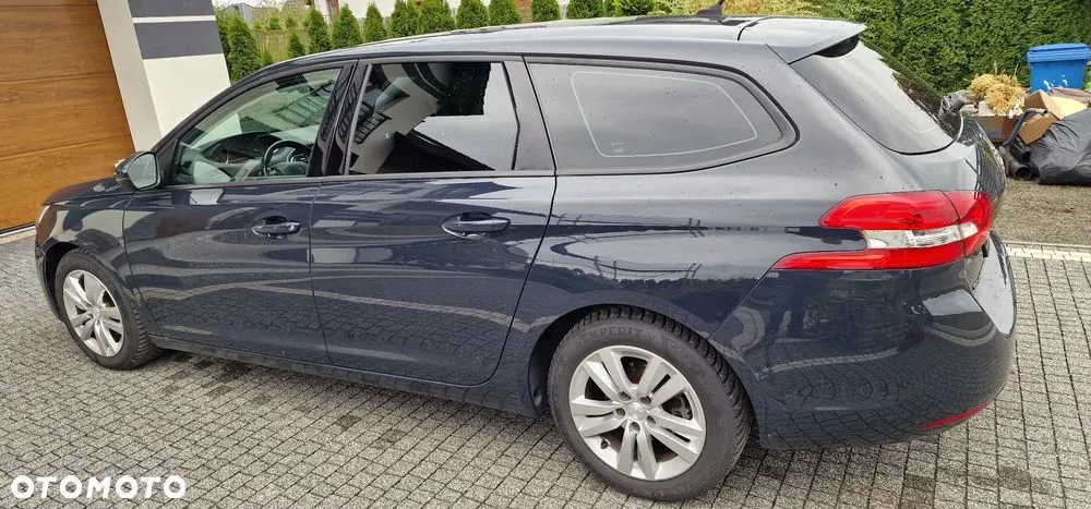 Peugeot 308 2018 photo 3