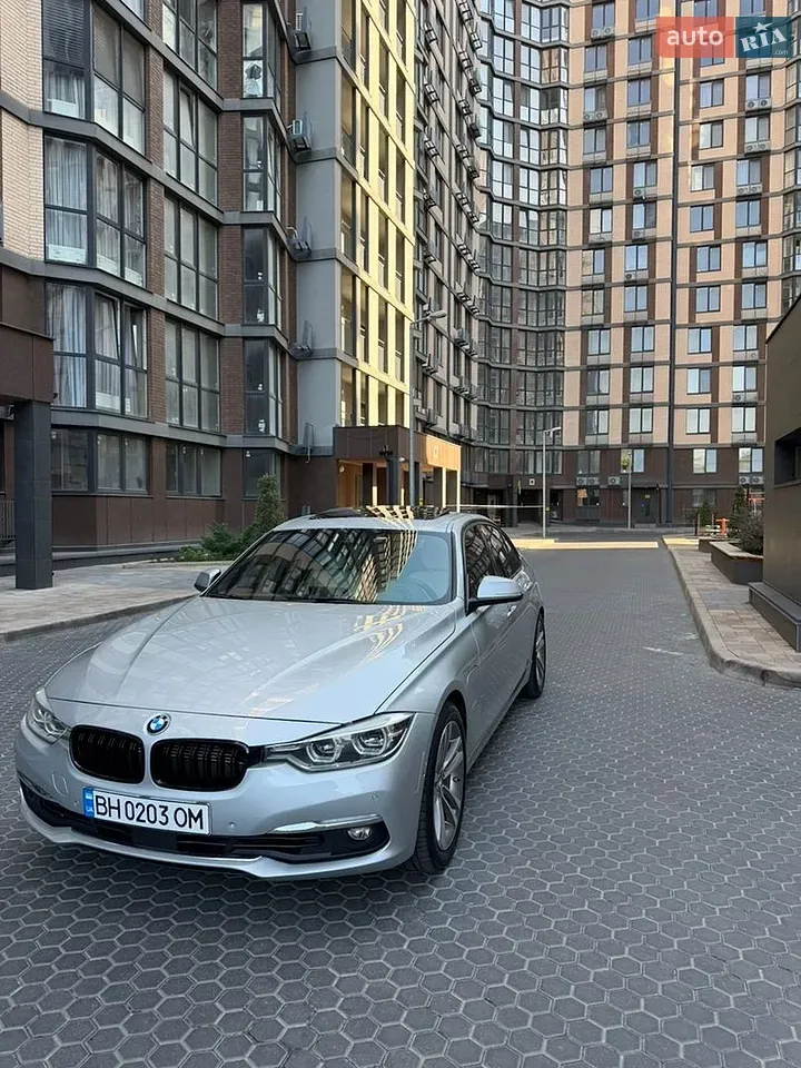 BMW 3 Series 2016 photo 3