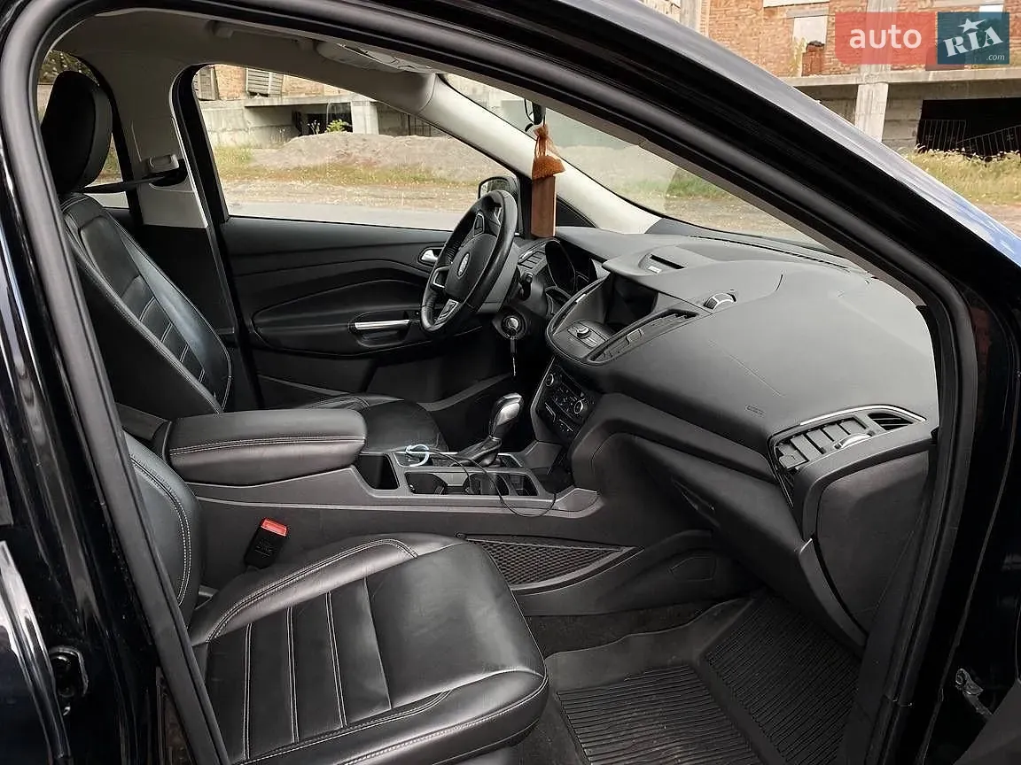 Ford Escape 2017 photo 3