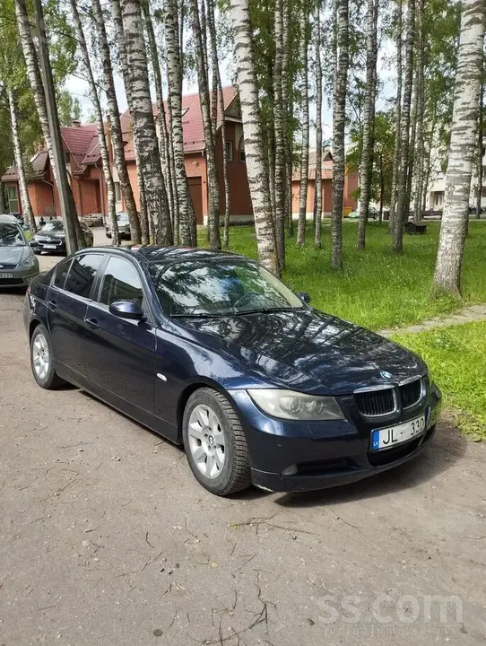BMW 320 2007 photo 3