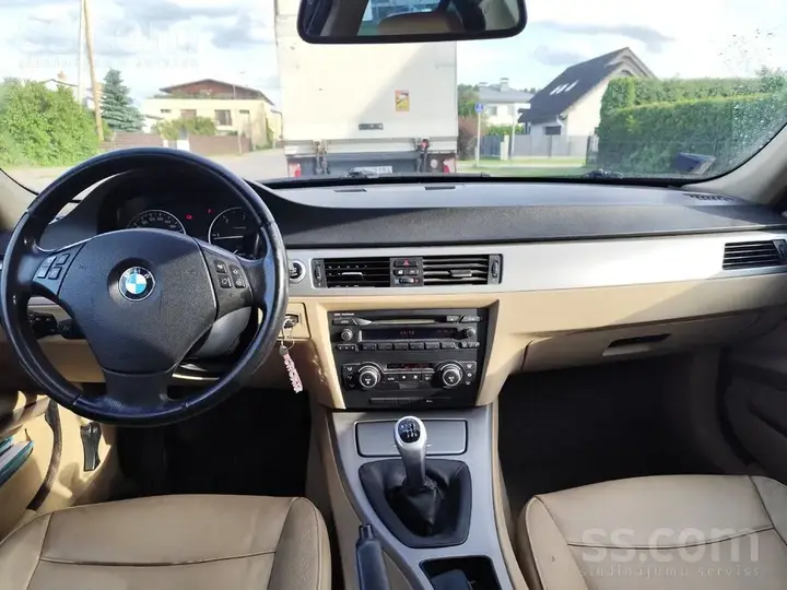 BMW 320 2007 photo 5